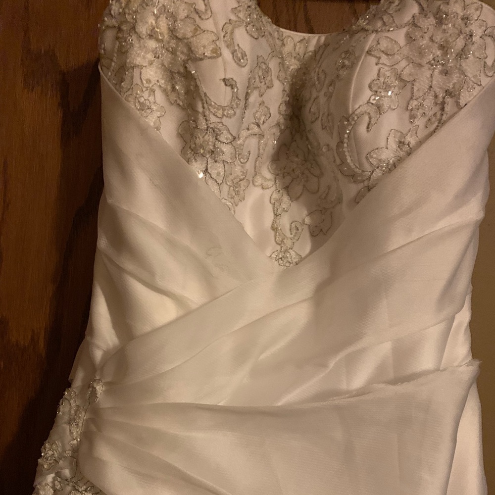 Wedding dress may smell of smoke